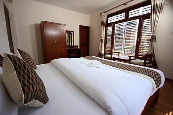 ***  Hotel Holiday House Katmandu Nepal