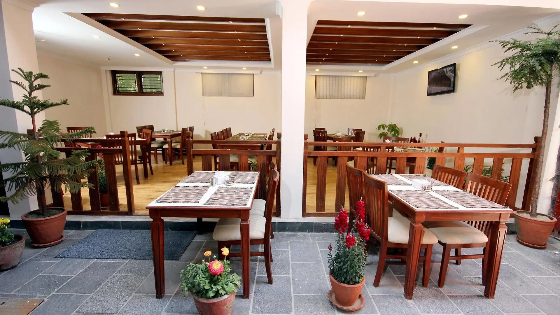 Hotel Holiday House Kathmandu